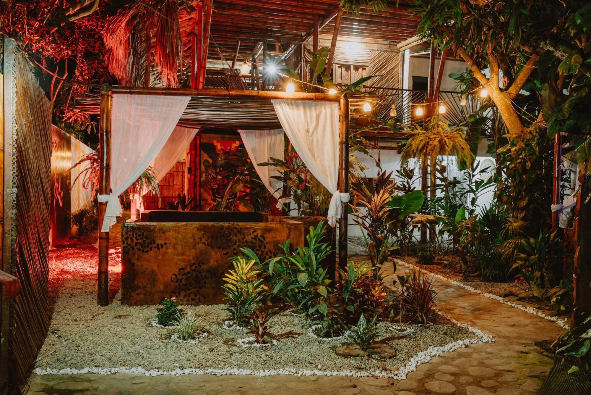 Hotel Kasakolà à Palomino Extérieur photo